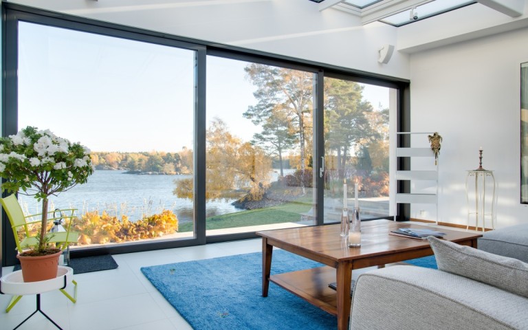 Do Aluminium Double Glazed Windows Reduce Condensation and Mould? Here’s the Truth