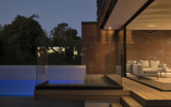 Villa to Glass Box